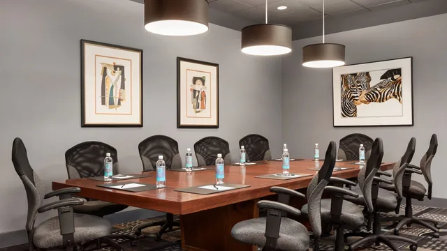 Royal Hotel West Edmonton, Trademark Collection by Wyndham photo 6