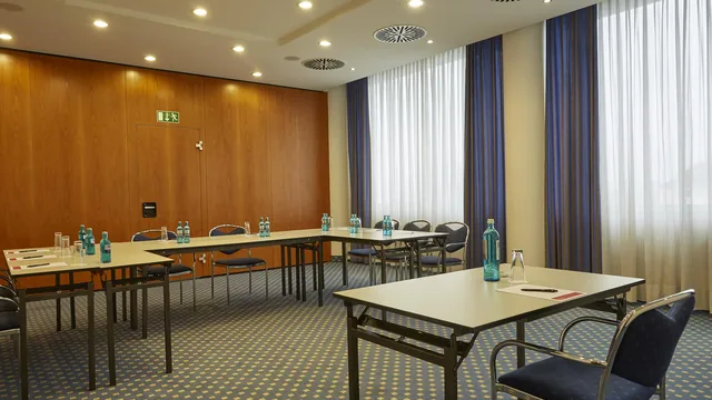 H4 Hotel Kassel photo 5
