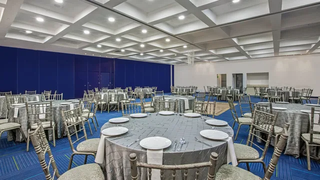 CHN Hotel Monterrey Centro, Trademark Collection by Wyndham photo 2