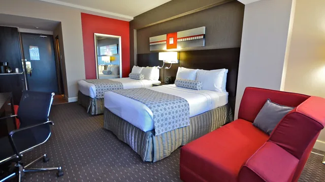 Armon Plaza Montreal Airpt, Trademark Collection by Wyndham photo 3