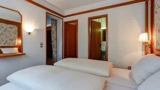 Centro Hotel Stern, Trademark Collection by Wyndham
