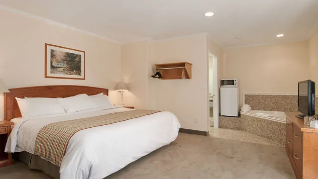 Travelodge by Wyndham Kamloops photo 12