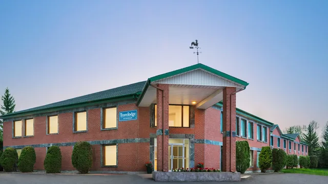 Travelodge by Wyndham Rigaud photo 4