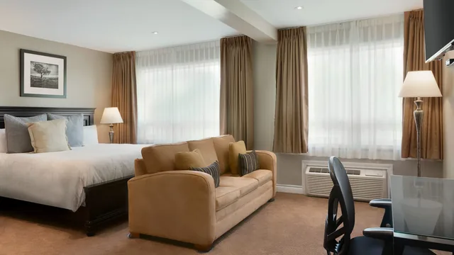 Travelodge by Wyndham Simcoe photo 9