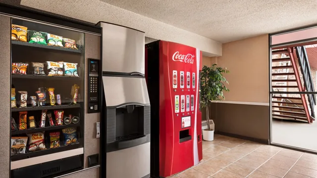 Travelodge by Wyndham Swift Current photo 1