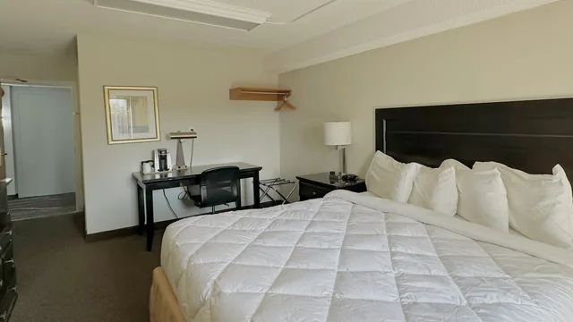 Travelodge by Wyndham Welland photo 5
