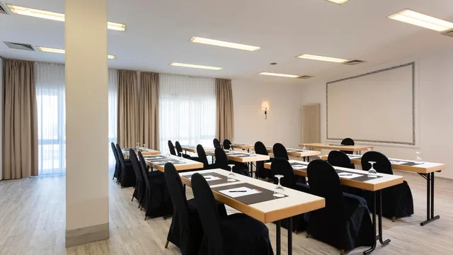 TRYP by Wyndham Rosenheim photo 11