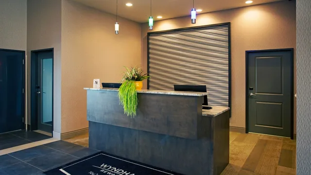 Wingate by Wyndham Calgary Airport photo 5