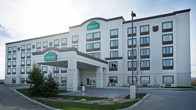 Wingate by Wyndham Calgary Airport photo 8