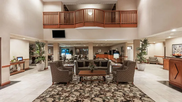 Wingate by Wyndham Edmonton West photo 5