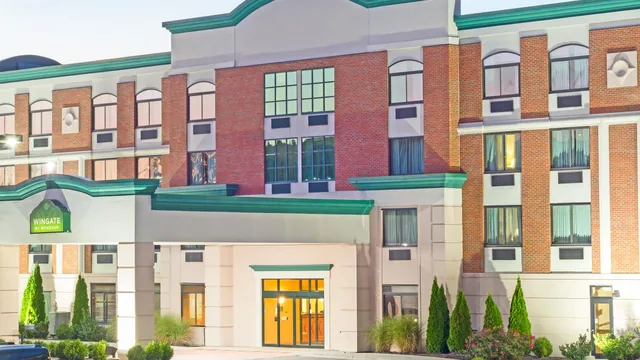Wingate by Wyndham Dayton - Fairborn photo 10