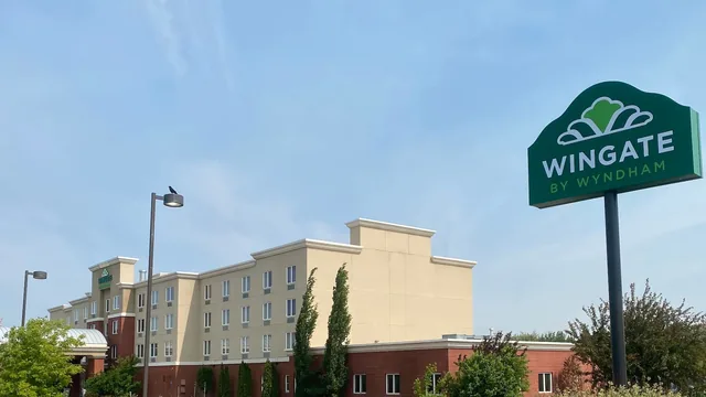 Wingate by Wyndham Fort Saskatchewan photo 11