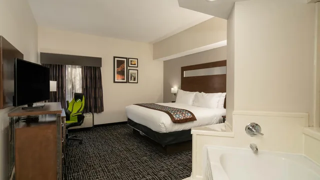 Wingate by Wyndham Memphis East photo 6