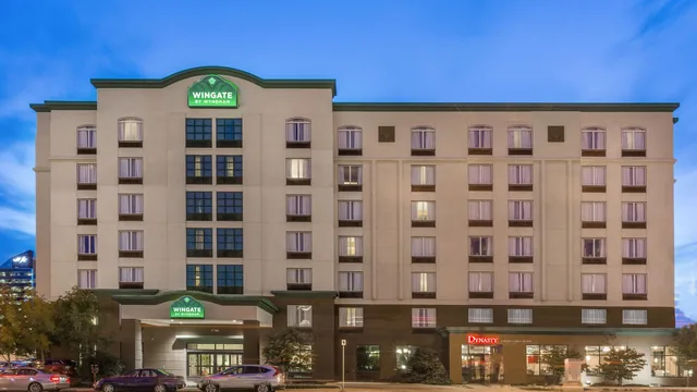 Wingate by Wyndham Regina photo 5