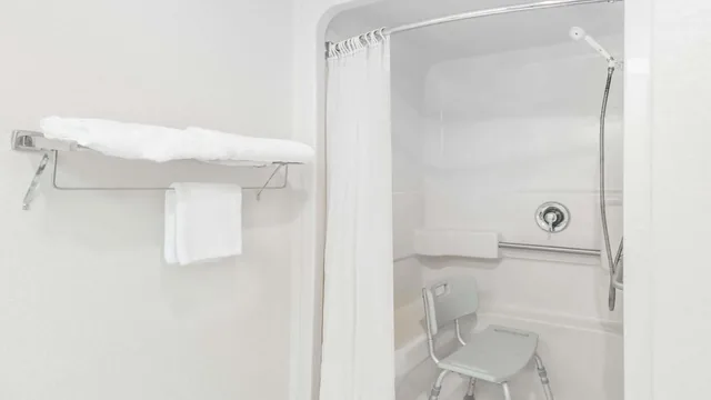 Wingate by Wyndham Somerset photo 3