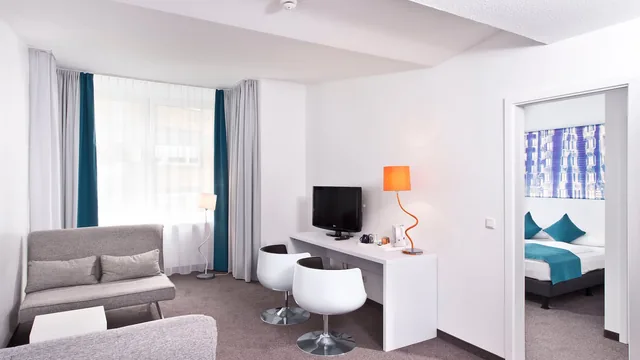 Wyndham Garden Duesseldorf City Centre Koenigsallee photo 8