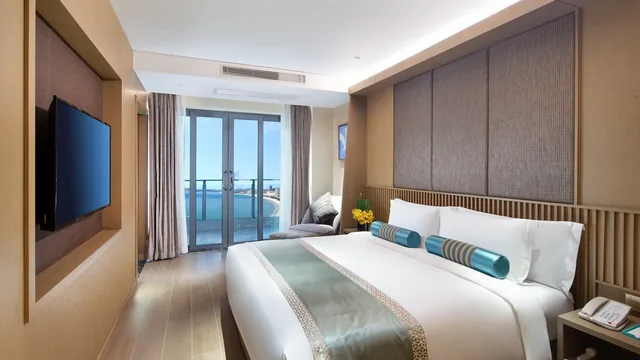 Wyndham Grand Plaza Royale Shuangyue Bay photo 4