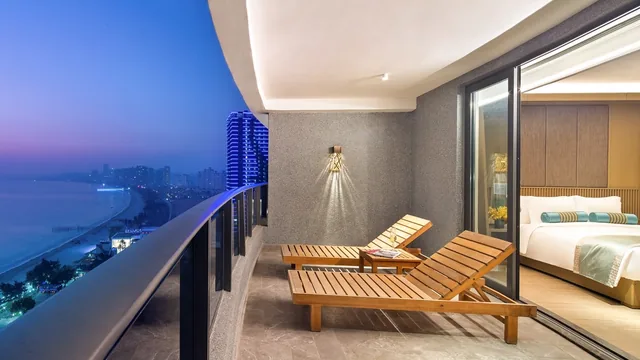 Wyndham Grand Plaza Royale Shuangyue Bay photo 5