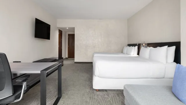 Wyndham Monterrey Ambassador Centro photo 2
