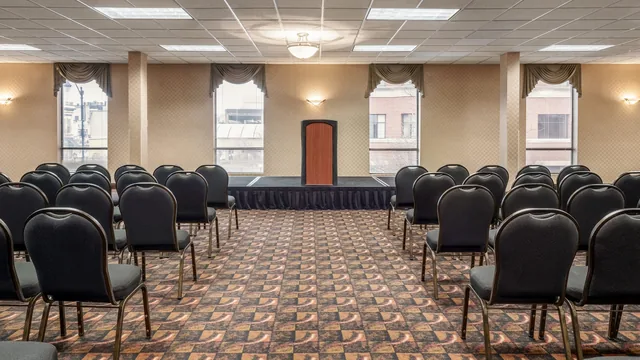 Wyndham Springfield City Centre photo 9