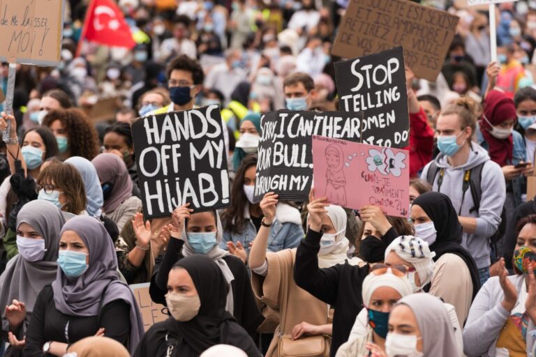 “Islam in Belgium: Benefits, Subsidies, & Discrimination”